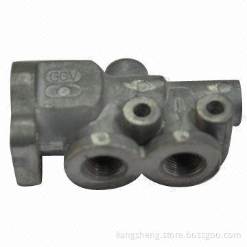 Die Casting Adapter, CNC Lathing and Milling, Sand-blasted, Made of ADC12 and A380